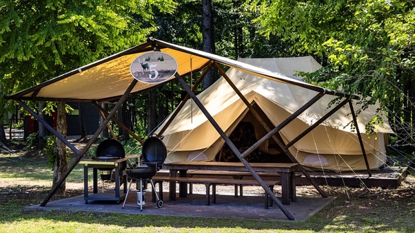 ［大型テント］グランピング‐屋根付BBQスペース完備‐